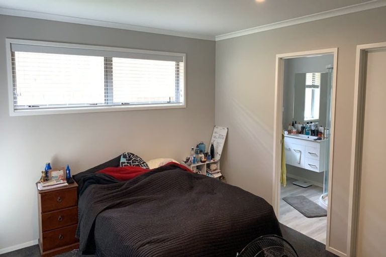 Photo of property in 98 Whakaturou Crescent, Pyes Pa, Tauranga, 3112