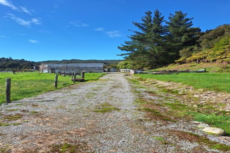 Photo of property in 228 Blue Spur Road, Blue Spur, Hokitika, 7882
