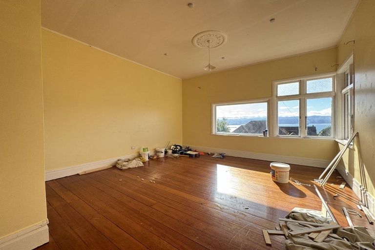 Photo of property in 2/51 Barnard Street, Wadestown, Wellington, 6012