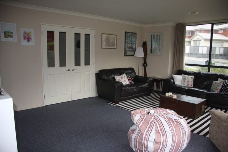 Photo of property in 40 Furlong Crescent, Churton Park, Wellington, 6037