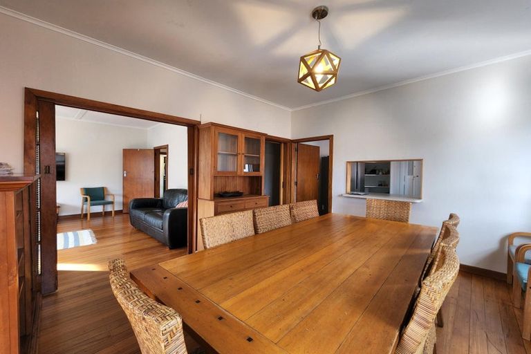 Photo of property in 8 Henui Street, Strandon, New Plymouth, 4312