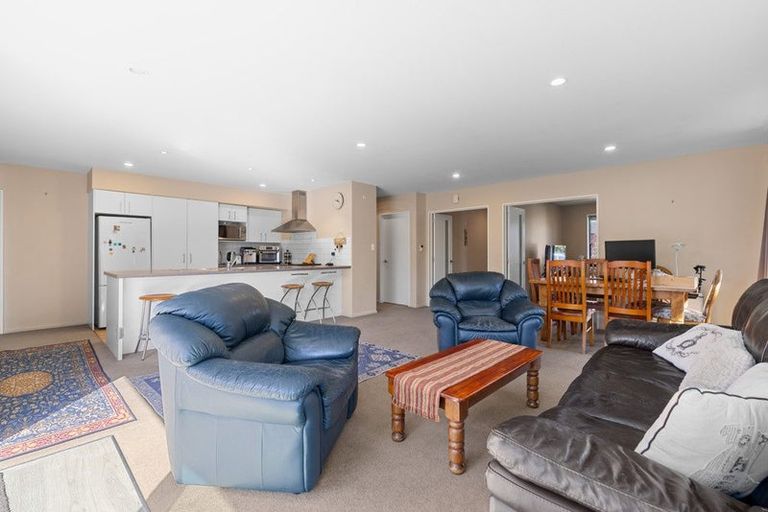 Photo of property in 16 Waimarie Street, Pegasus, 7612