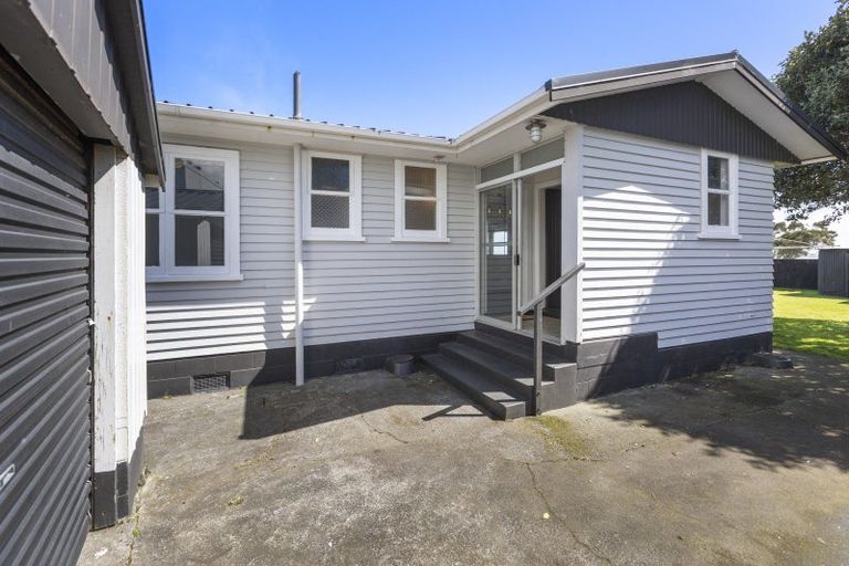 Photo of property in 54 Hume Street, Waitara, 4320