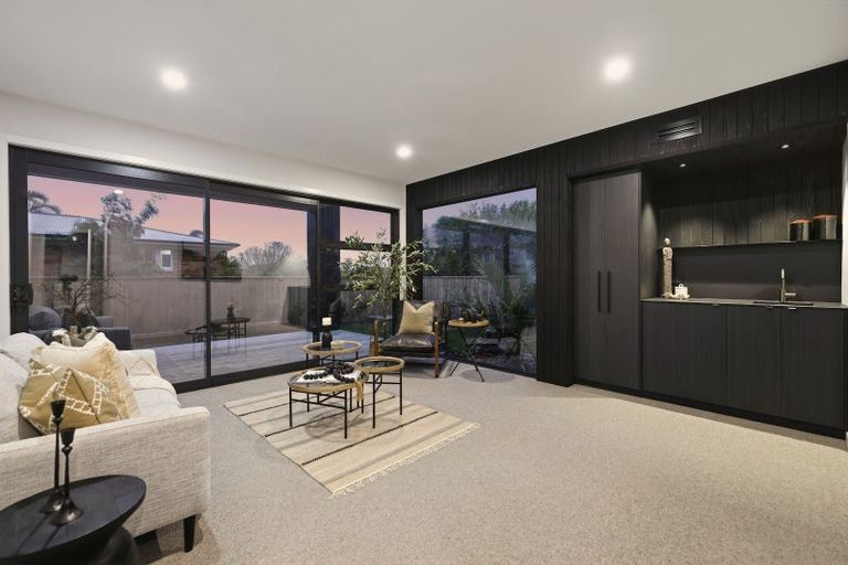 Photo of property in 58a Hinewa Road, Otumoetai, Tauranga, 3110