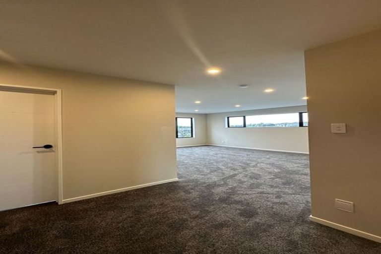 Photo of property in 28 Bendridge Street, Flat Bush, Auckland, 2019