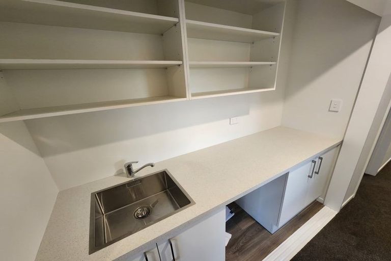 Photo of property in 47 Damien Place, Bromley, Christchurch, 8062