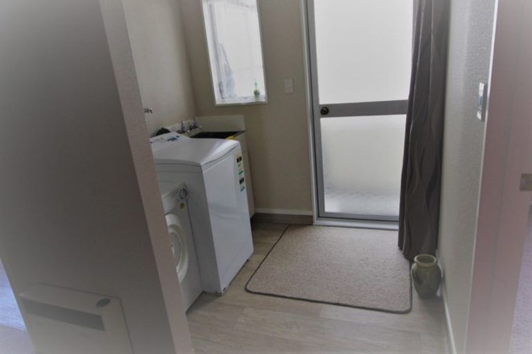 Photo of property in 11 Newton Place, Westbrook, Palmerston North, 4412