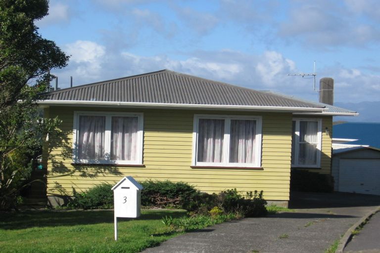 Photo of property in 3 Rossport Street, Johnsonville, Wellington, 6037