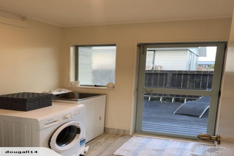 Photo of property in 11b Springs Road, Parakai, 0830