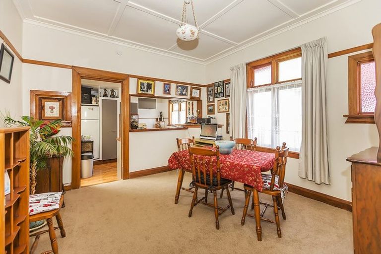 Photo of property in 16 Aparima Avenue, Miramar, Wellington, 6022