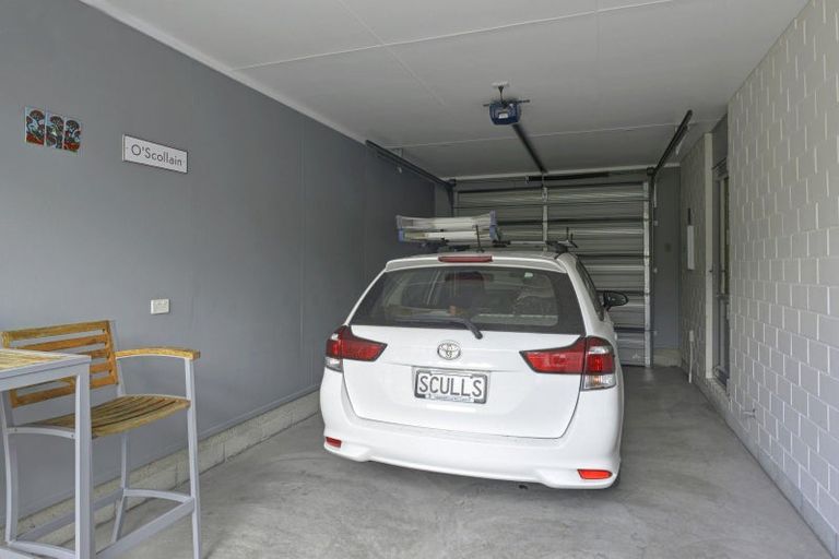 Photo of property in 74 Feist Street, Carterton, 5713