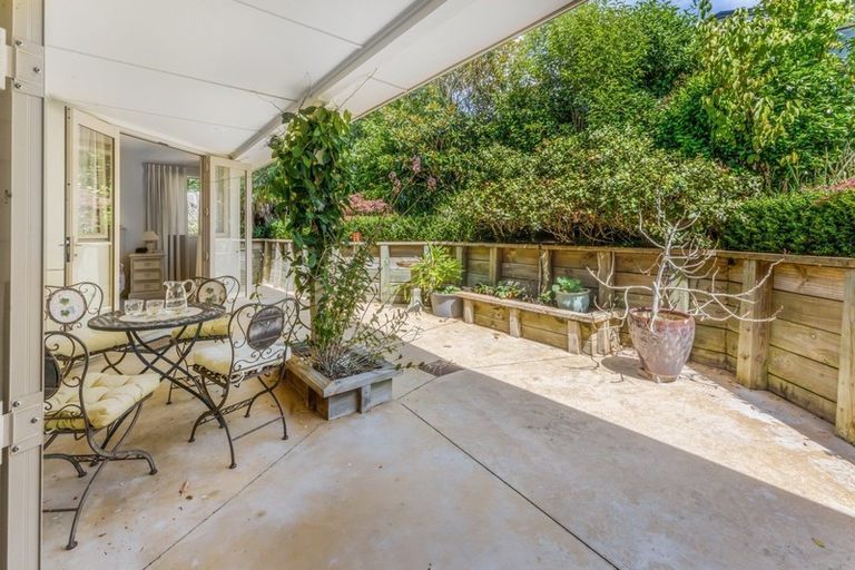 Photo of property in 57a Mellons Bay Road, Mellons Bay, Auckland, 2014