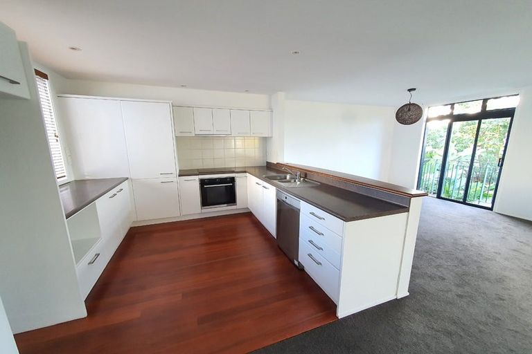 Photo of property in 14/50 Livingstone Street, Westmere, Auckland, 1022