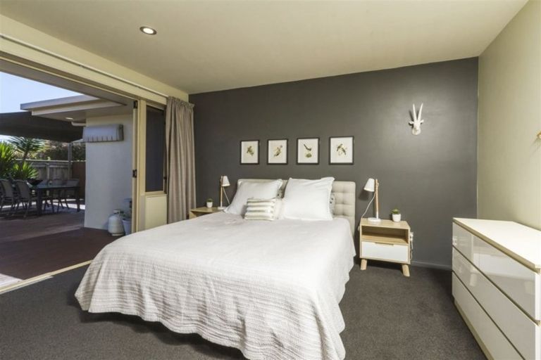 Photo of property in 33 Monaco View, Stoke, Nelson, 7011