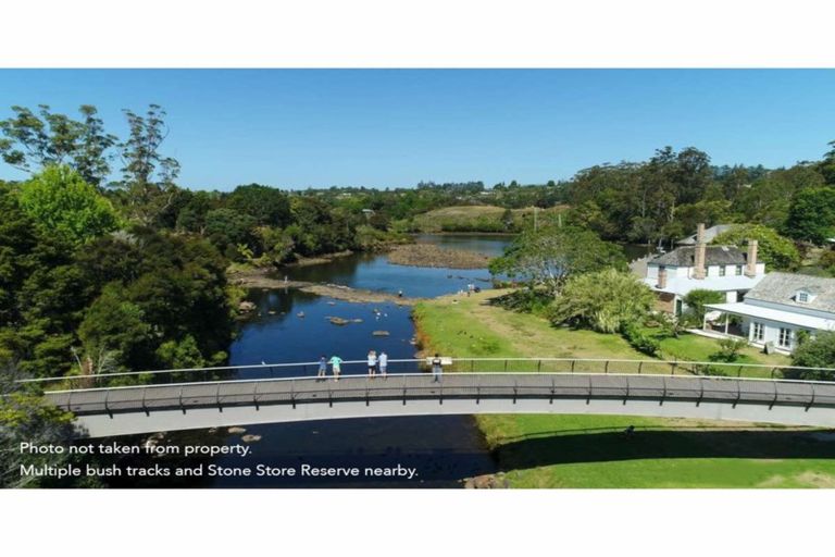 Photo of property in 6 Mandeno Drive, Kerikeri, 0230