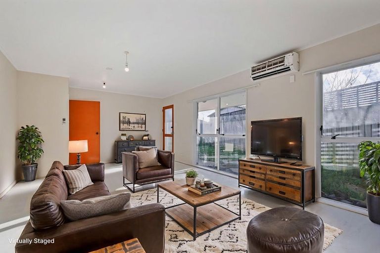 Photo of property in 30b Hooker Avenue, Bryndwr, Christchurch, 8053