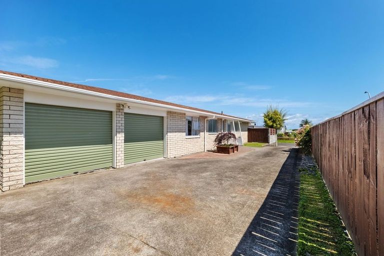 Photo of property in 17 Mace Street, Waitara, 4320