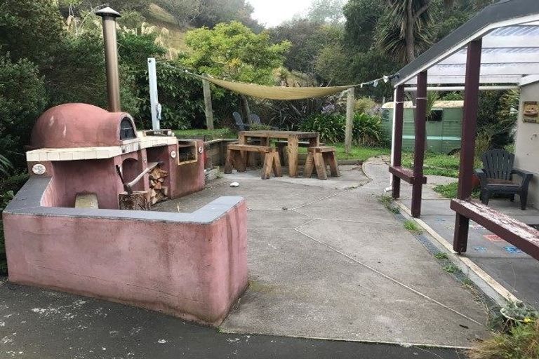 Photo of property in 252 Harington Point Road, Lower Portobello, Dunedin, 9077