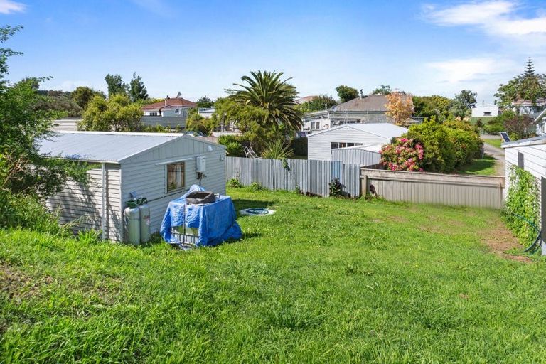 Photo of property in 10 Howe Street, Foxton, 4814