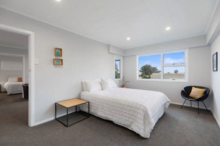 Photo of property in 1055 Papamoa Beach Road, Papamoa Beach, Papamoa, 3118