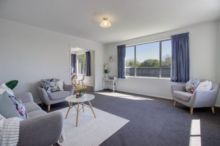 Photo of property in 1/24 Oldham Crescent, Halswell, Christchurch, 8025