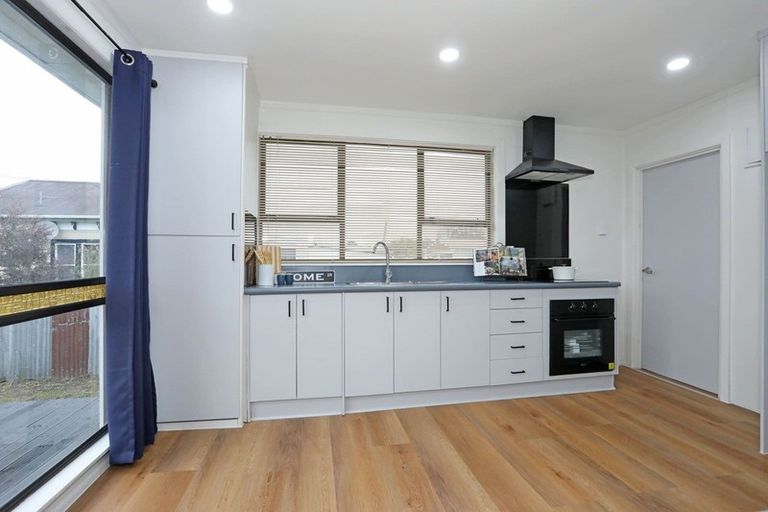 Photo of property in 14 Alexandra Street, Marton, 4710