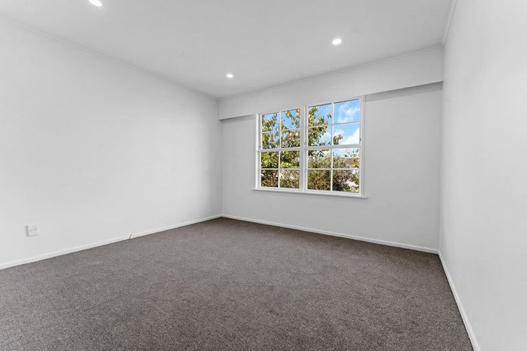 Photo of property in 40 Wordsworth Road, Manurewa, Auckland, 2102