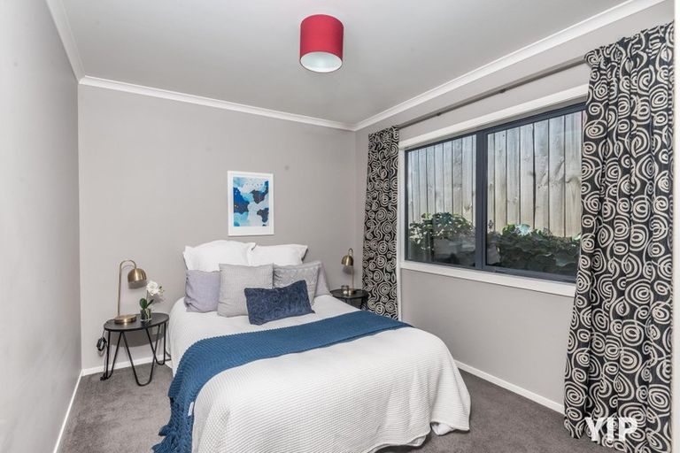 Photo of property in 4 Cresswell Place, Johnsonville, Wellington, 6037