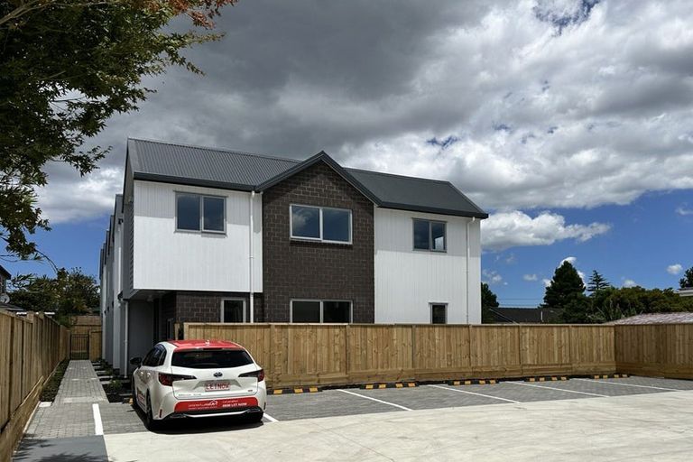 Photo of property in 8/51 Wharf Road, Te Atatu Peninsula, Auckland, 0610