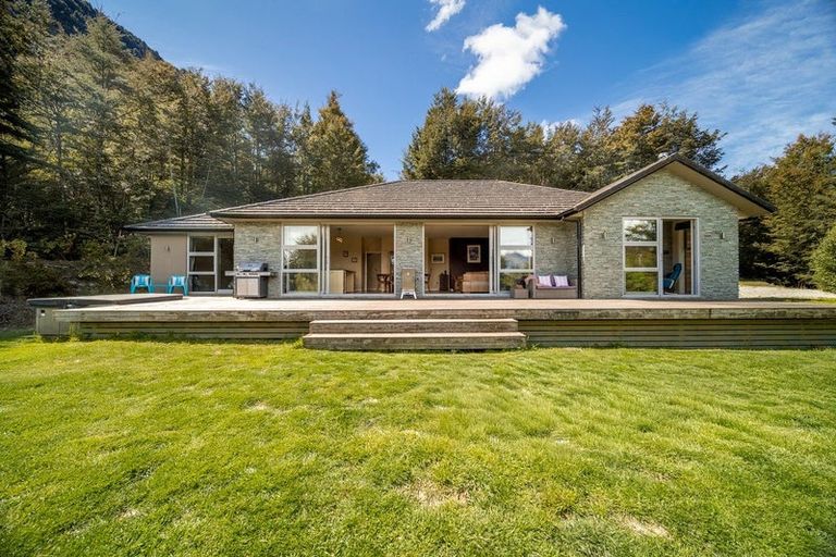 Photo of property in 7 Tall Tree Lane, Mount Creighton, Queenstown, 9371