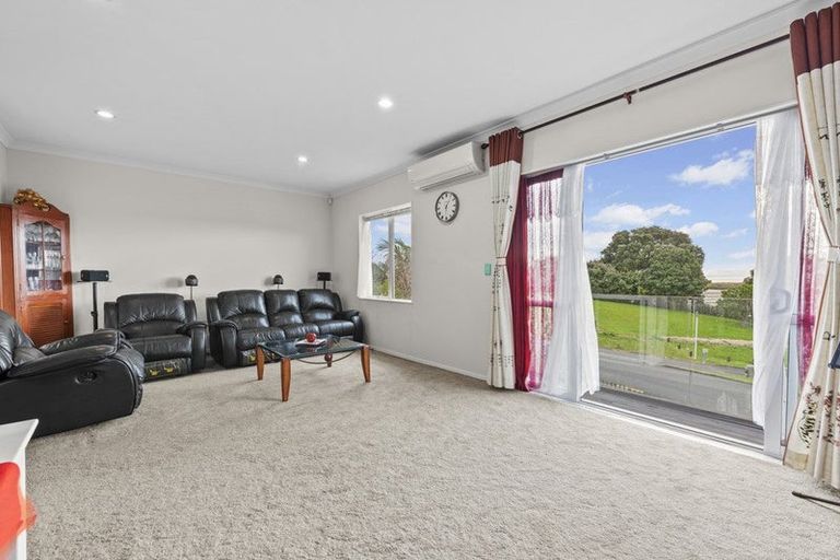 Photo of property in 57 Pitt Avenue, Clendon Park, Auckland, 2103