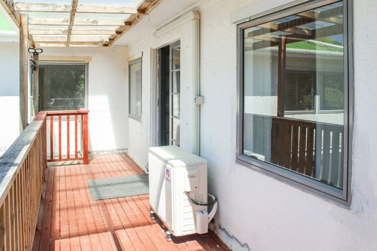 Photo of property in 16 Manuka Street, Hokowhitu, Palmerston North, 4410