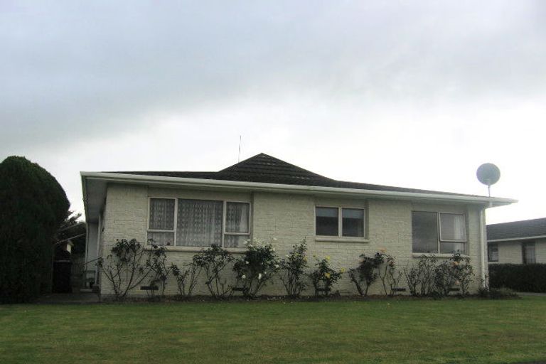 Photo of property in 34 Pencarrow Street, Highbury, Palmerston North, 4412