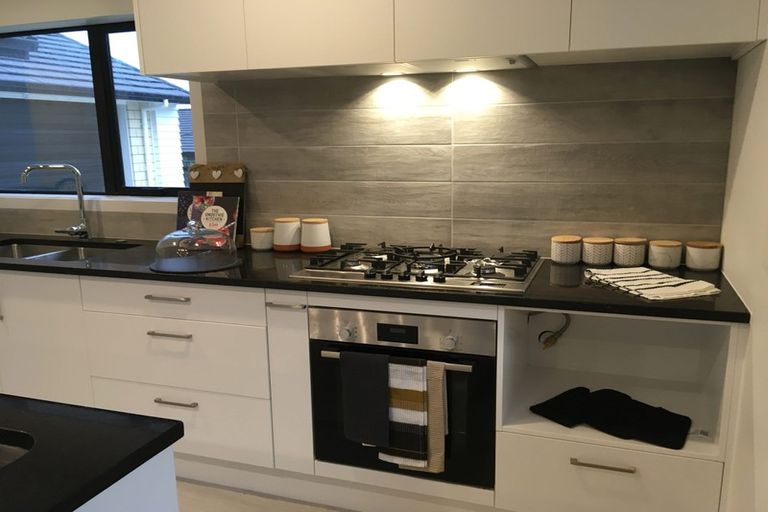 Photo of property in 23 Miharo Crescent, Flagstaff, Hamilton, 3210