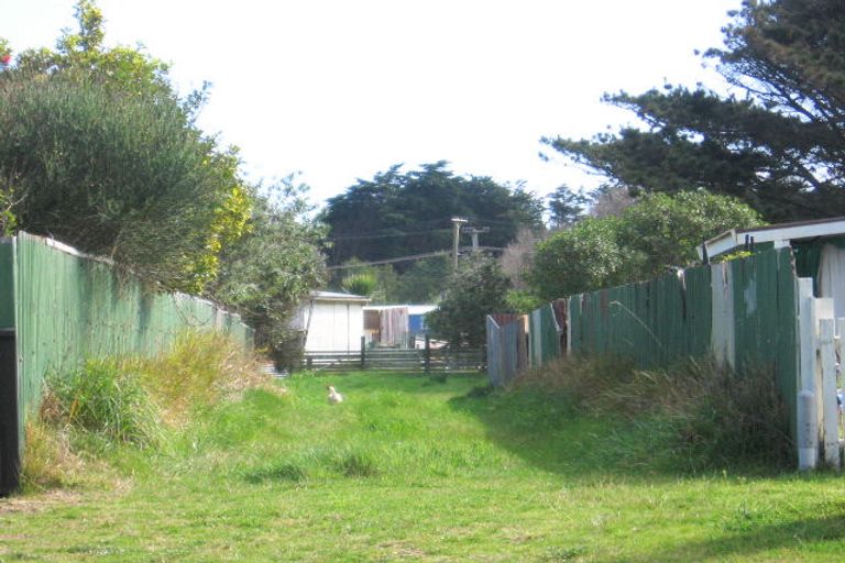 Photo of property in 79 Thomas Place, Foxton Beach, Foxton, 4815