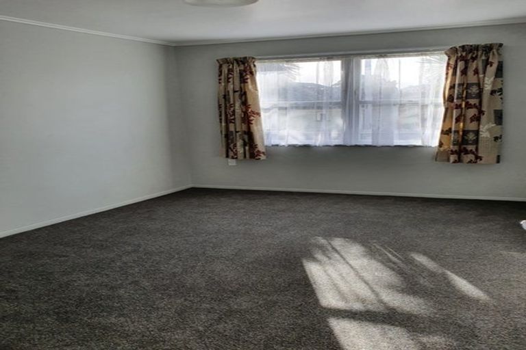 Photo of property in 2/9 View Road, Papakura, 2110