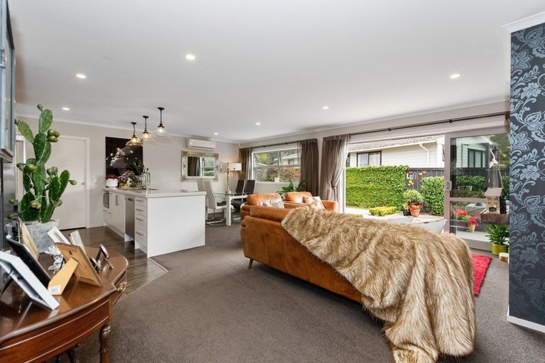 Photo of property in 1/50 Kowhai Street, Hamilton Lake, Hamilton, 3204