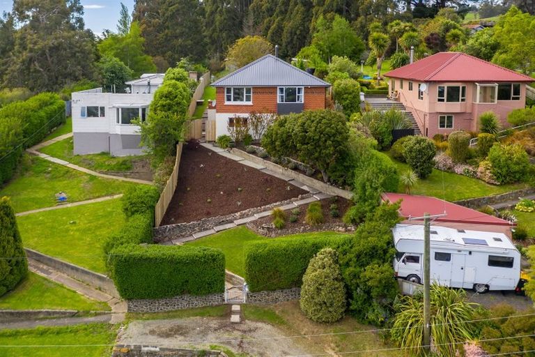 Photo of property in 13 Church Hill Road, Green Island, Dunedin, 9018