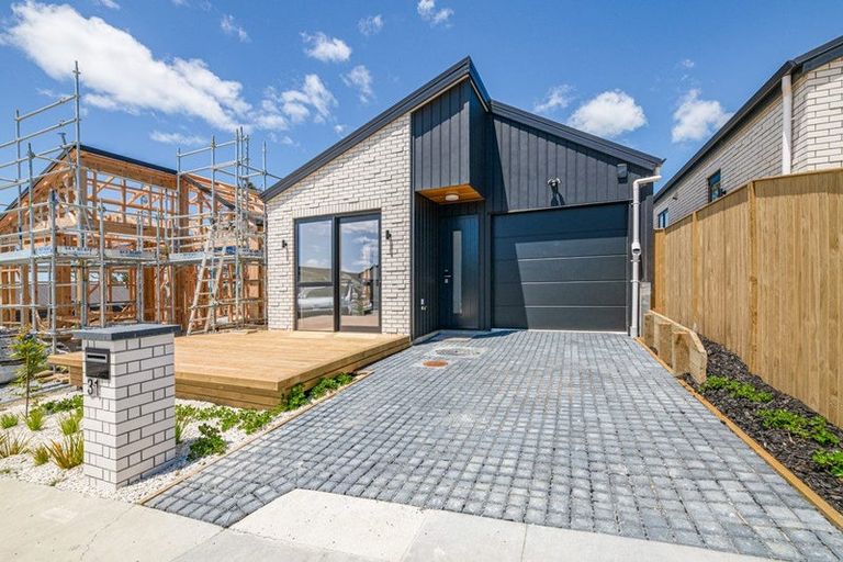 Photo of property in 31 Puhikawa Street, Massey, 0614
