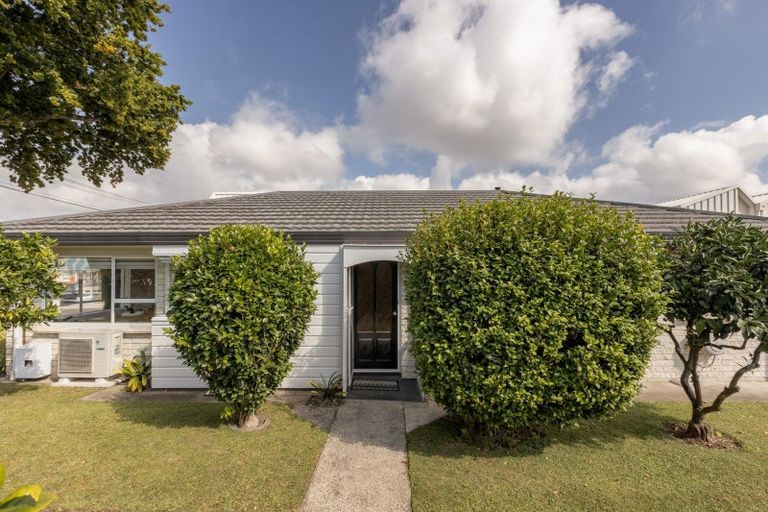 Photo of property in 5a Twelfth Avenue, Tauranga South, Tauranga, 3112