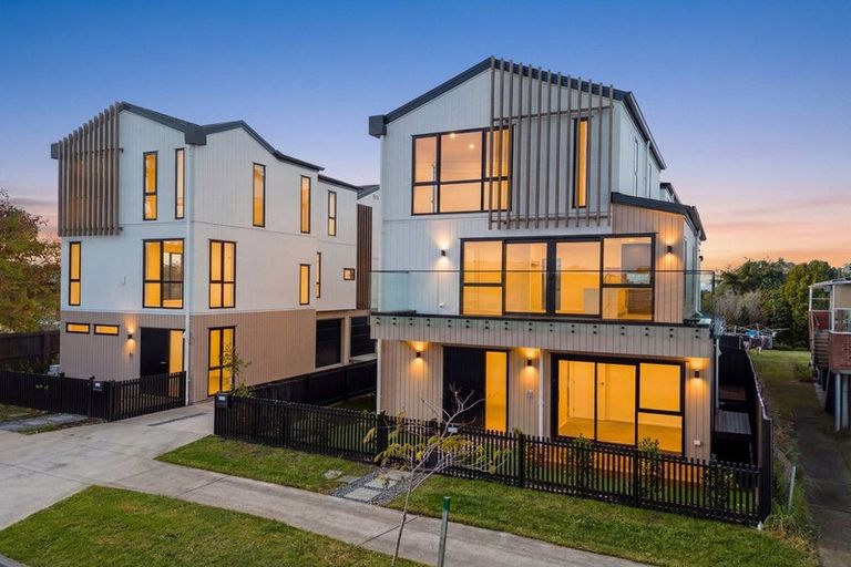 Photo of property in 8 Stanley Avenue, Milford, Auckland, 0620