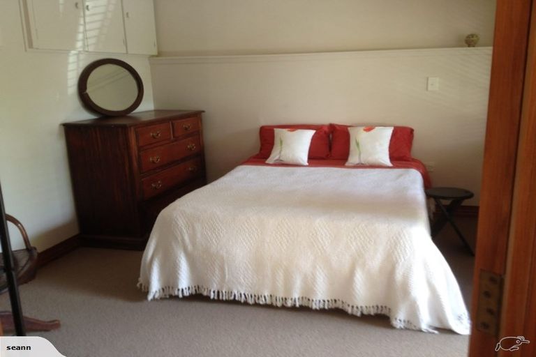 Photo of property in 292 Motutara Road, Muriwai, Waimauku, 0881