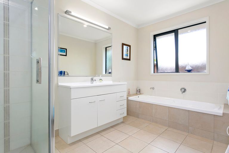 Photo of property in 22b Madison Street, Cambridge, 3434