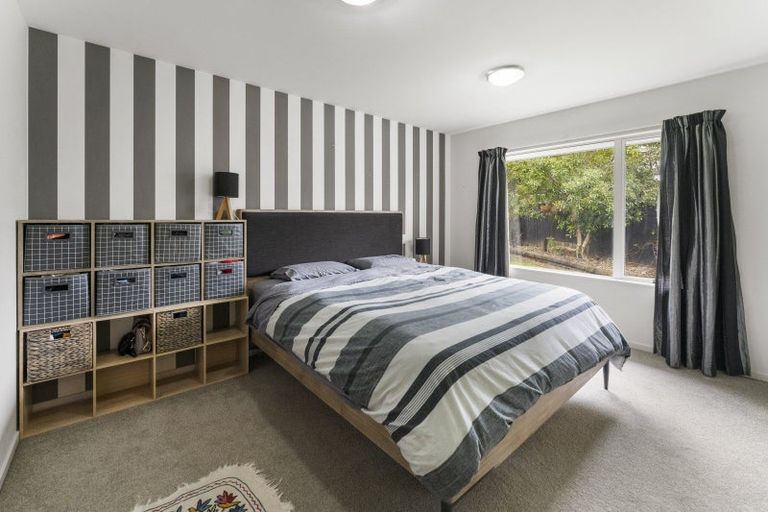 Photo of property in 24 Rintoul Place, Brightwater, 7022