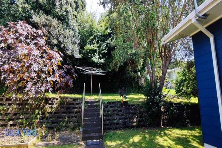 Photo of property in 8 Granby Place, Westown, New Plymouth, 4310