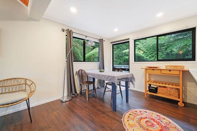 Photo of property in 74 Rhinevale Close, Henderson, Auckland, 0612