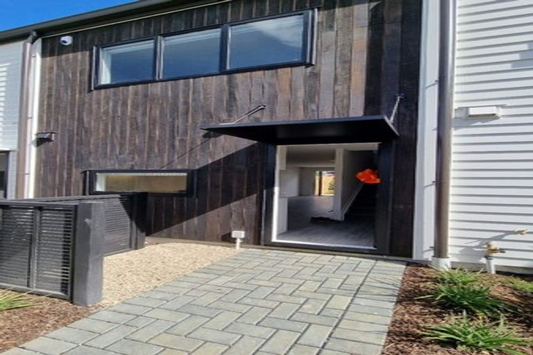 Photo of property in 2e Ellen Avenue, Hillcrest, Auckland, 0627