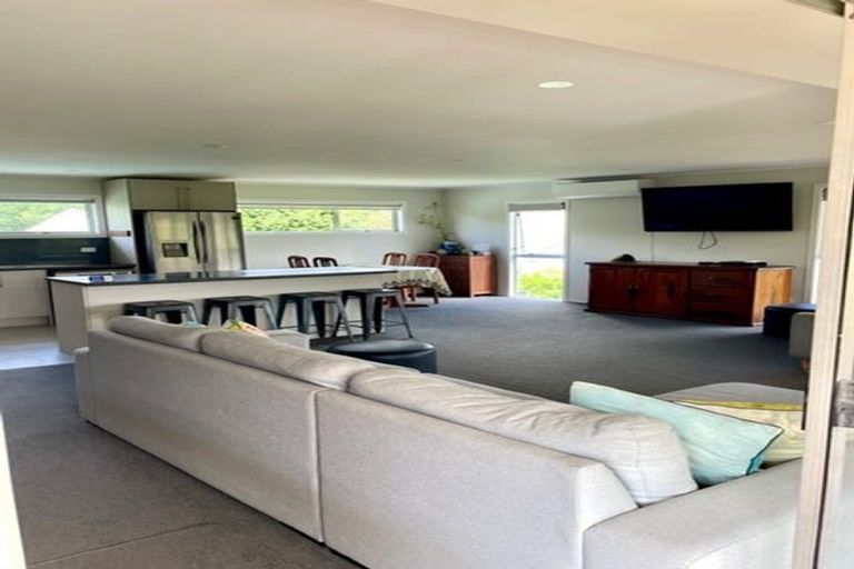 Photo of property in 4 Gails Drive, Okura, Albany, 0792