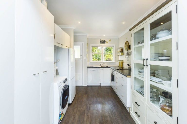 Photo of property in 60 Gibbons Street, Ebdentown, Upper Hutt, 5018