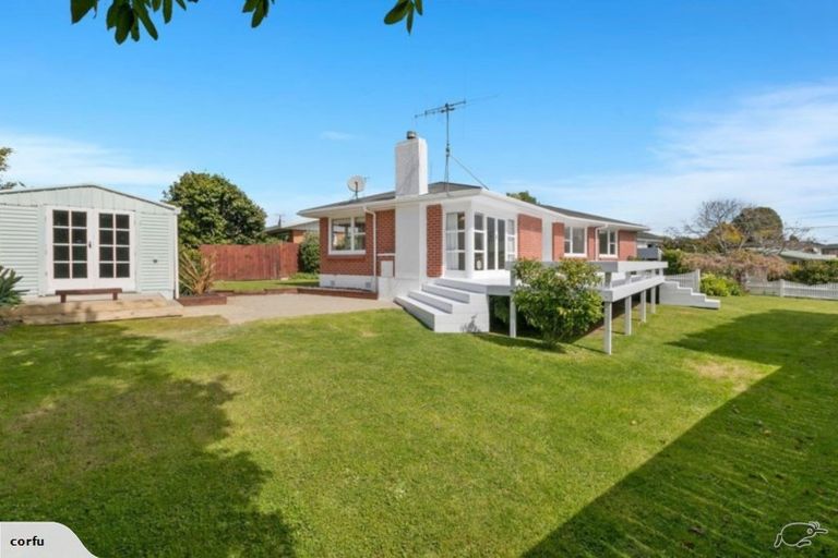 Photo of property in 11 Matua Road, Matua, Tauranga, 3110